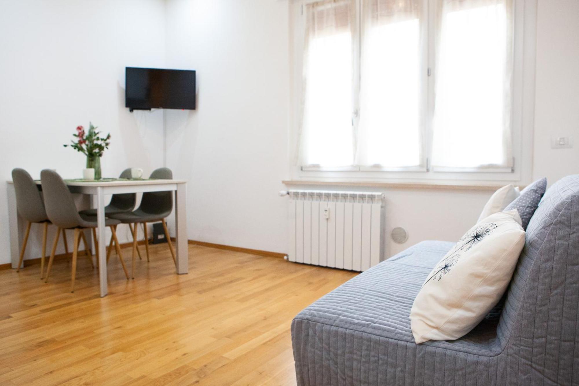 Apartemen Glori *