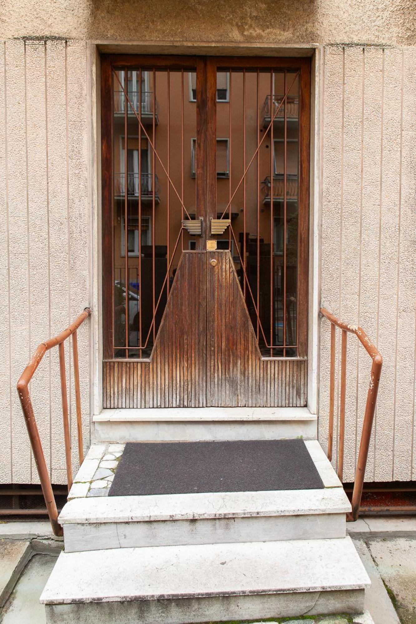 Glori Apartemen Parma